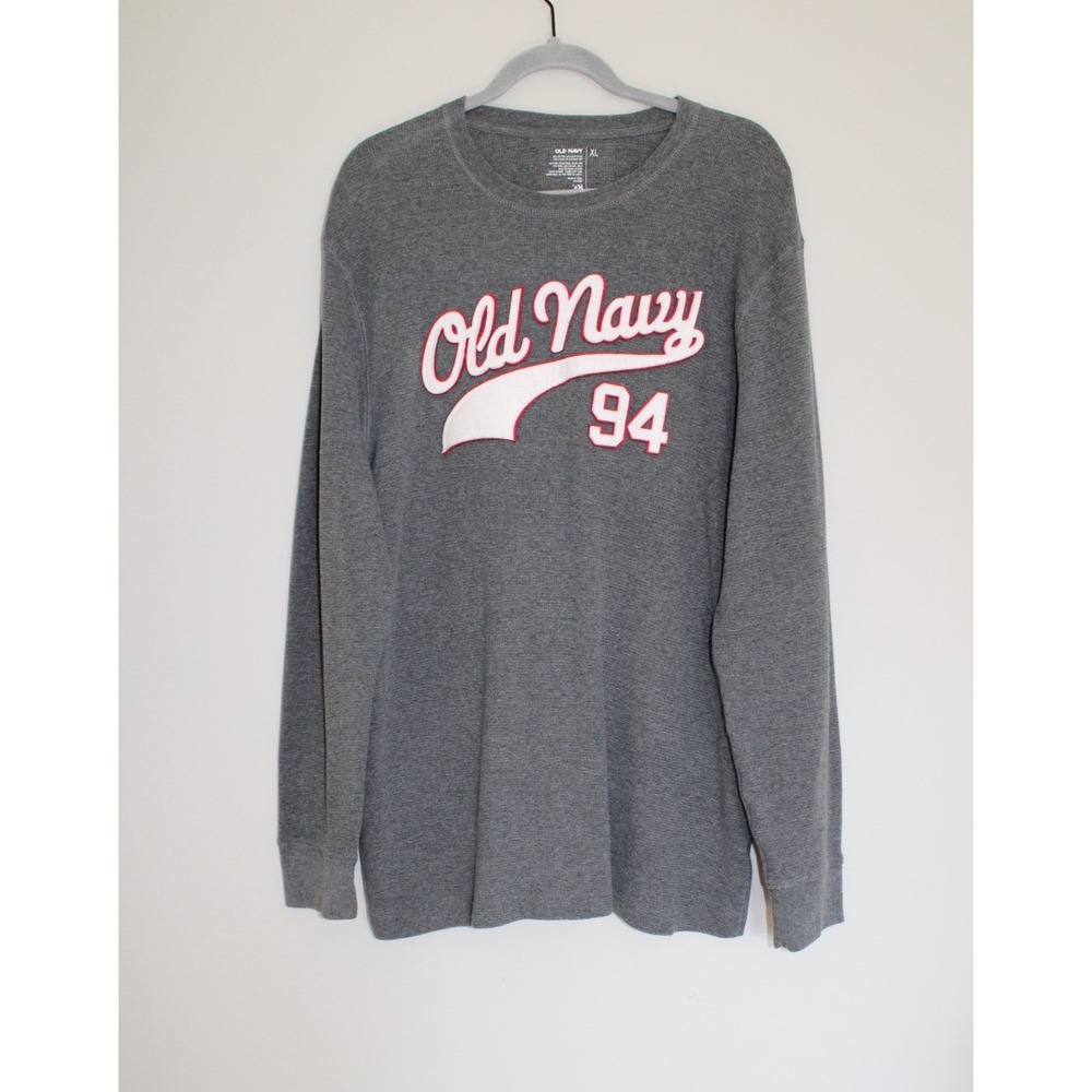 Old Navy Men's Gray Thermal Waffle Knit Long Sleeve Y2K Graphic Shirt Size XL